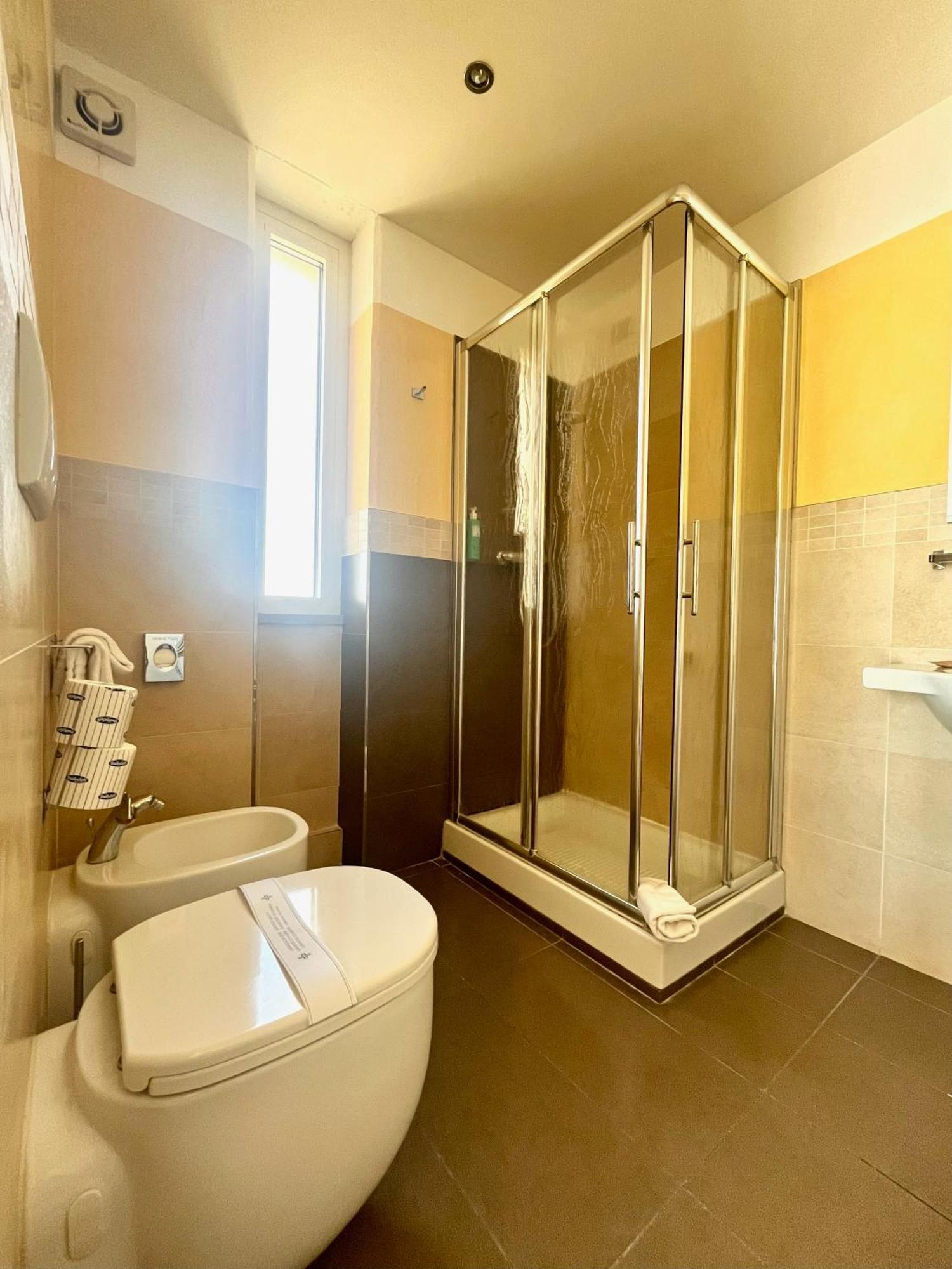 Hotel Stella Marina San Vincenzo Bagian luar foto