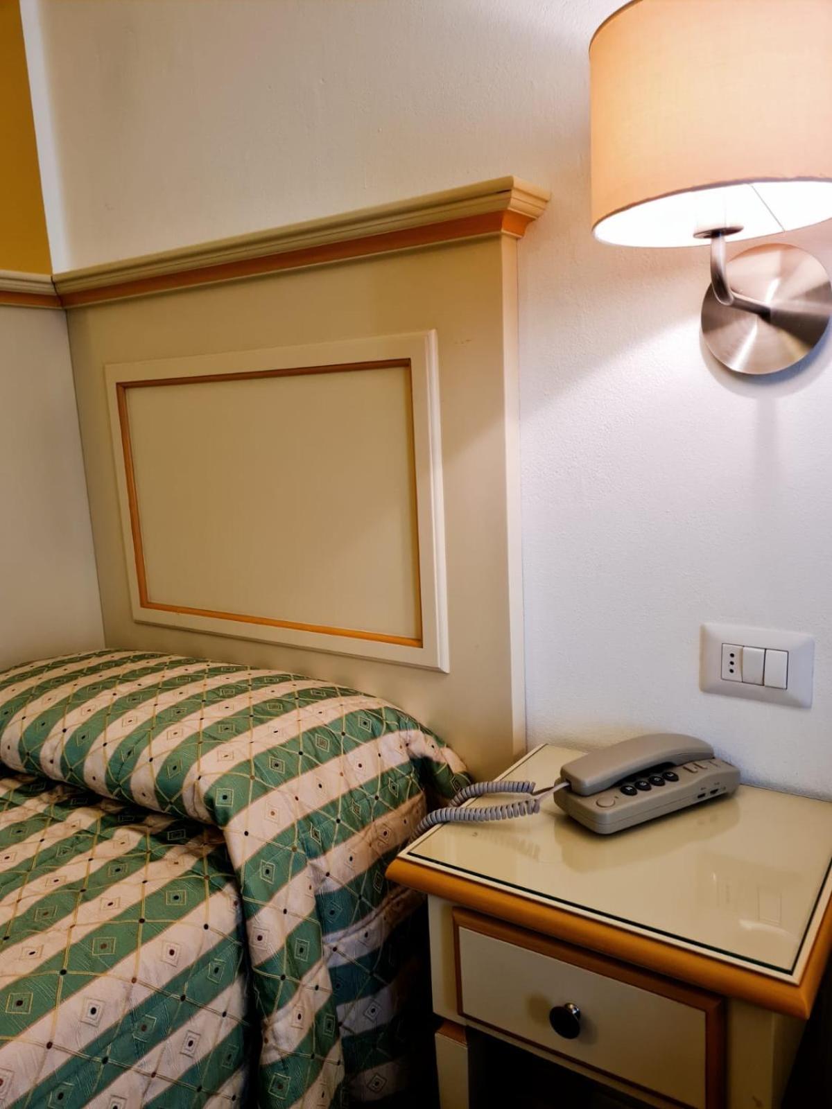 Hotel Stella Marina San Vincenzo Bagian luar foto