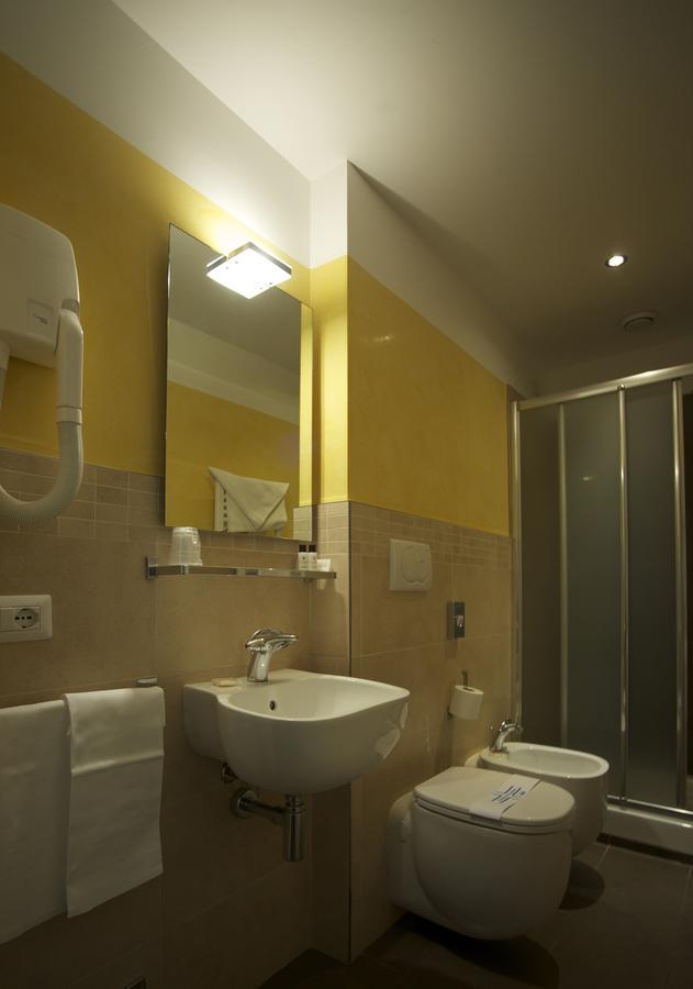 Hotel Stella Marina San Vincenzo Bagian luar foto